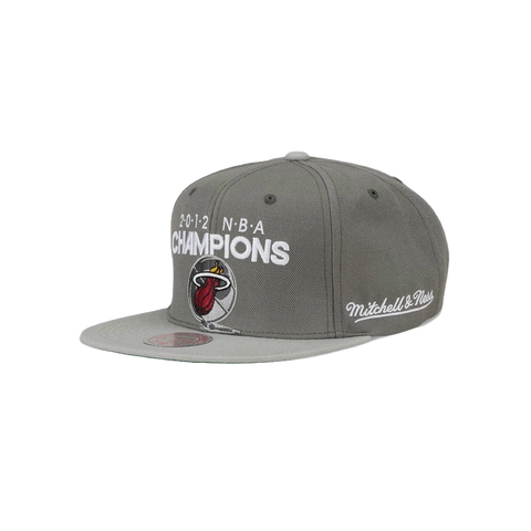 Mitchell & Ness Miami HEAT 2012 Champion Snapback