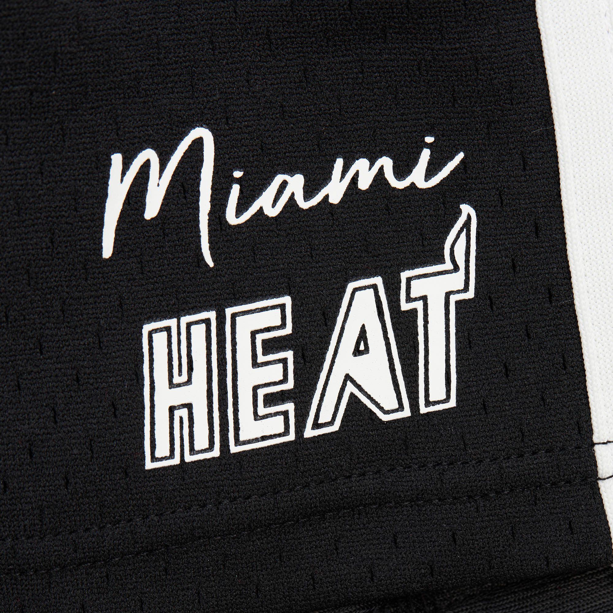 Mitchell & Ness Miami HEAT Jump Shot Women's Shorts WOMENSSHORTS MITCHELL & NESS   