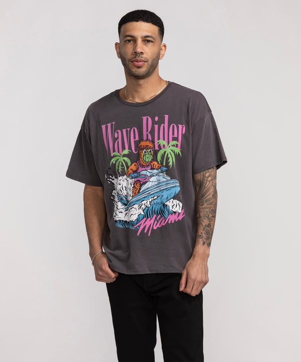 Court Culture Wave Rider Oversized Unisex Tee