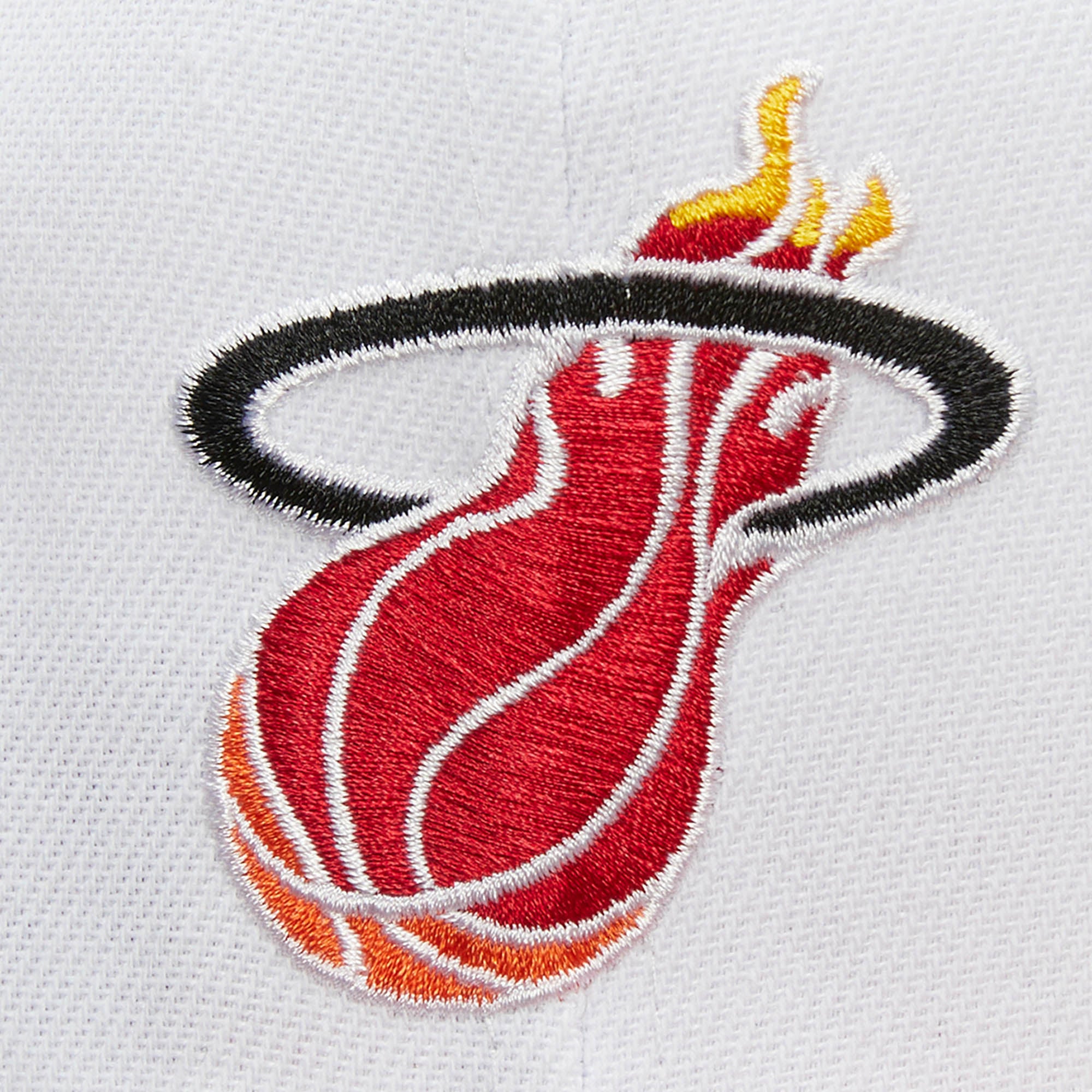 Mitchell & Ness Miami HEAT 2 Tone 2.0 Pro Snapback UNISEXCAPS MITCHELL & NESS   