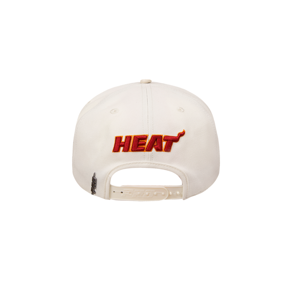 Pro Standard Miami HEAT Retro Logo Snapback Unisex Caps Pro Standard   