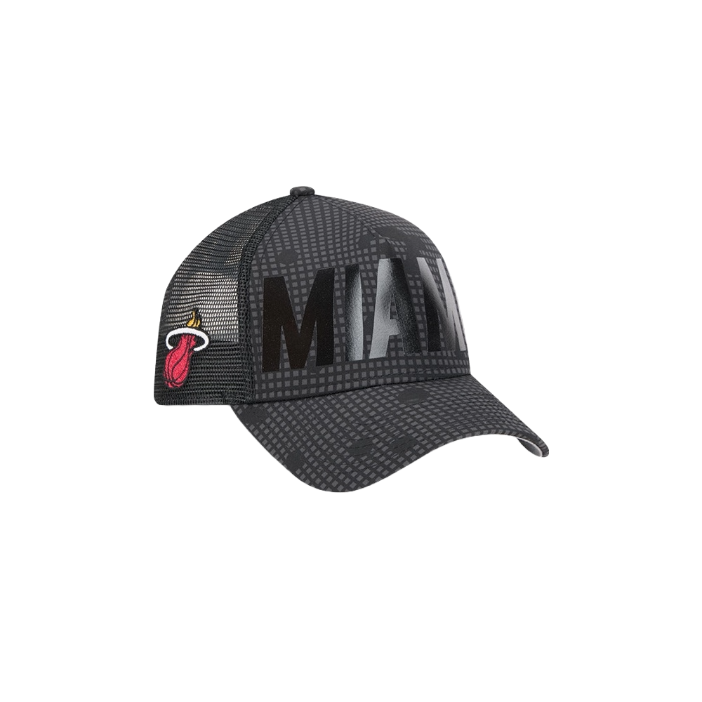 New Era Miami HEAT Tonal Text Trucker Hat UNISEXCAPS NEW ERA   