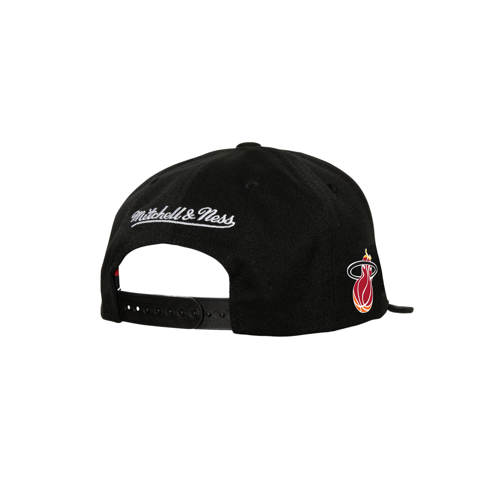 Mitchell & Ness Miami HEAT Wade Signature Snapback Unisex Caps Mitchell & Ness   